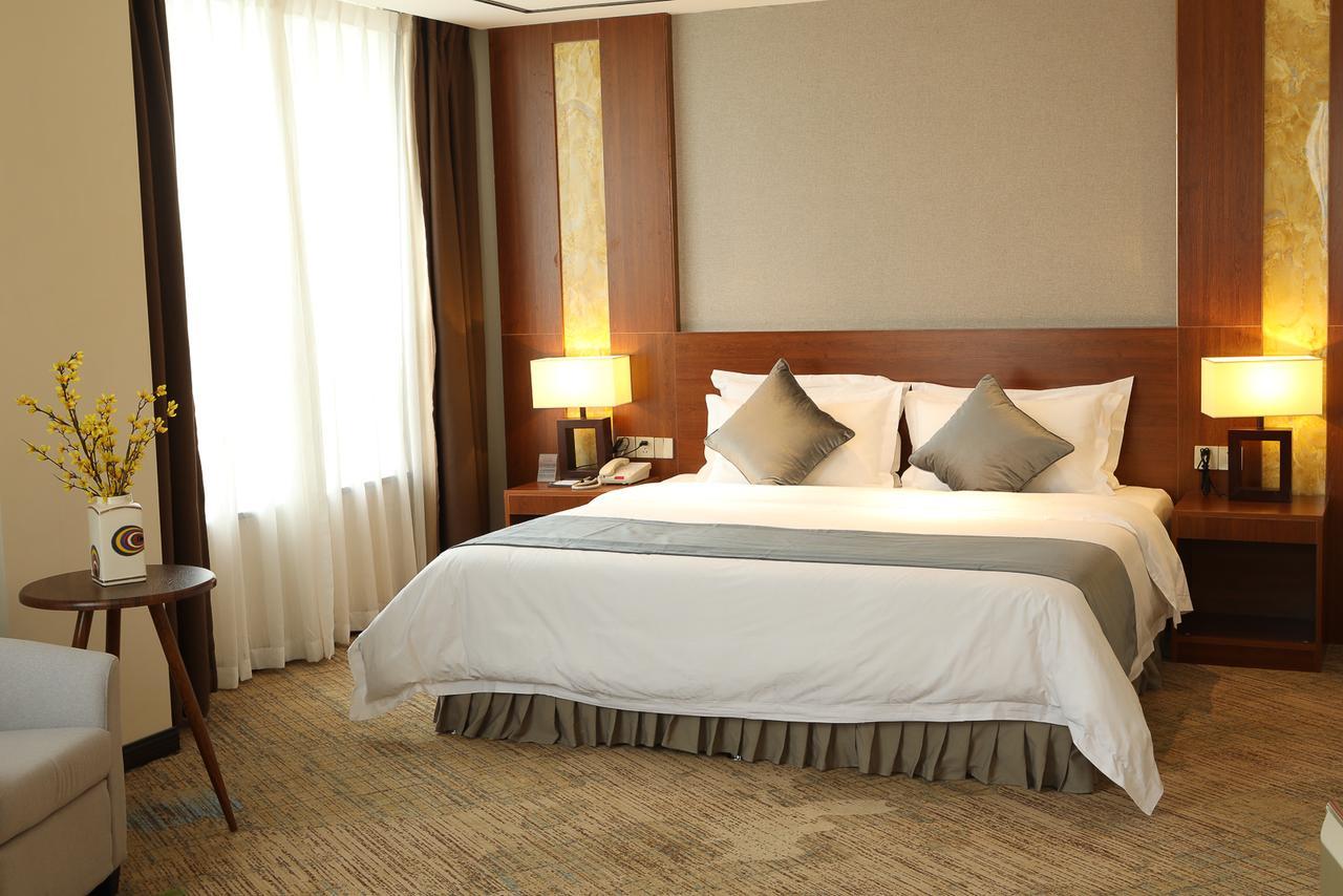 Zhi Hui Tang Feng Ze Hotel Chengdu Extérieur photo