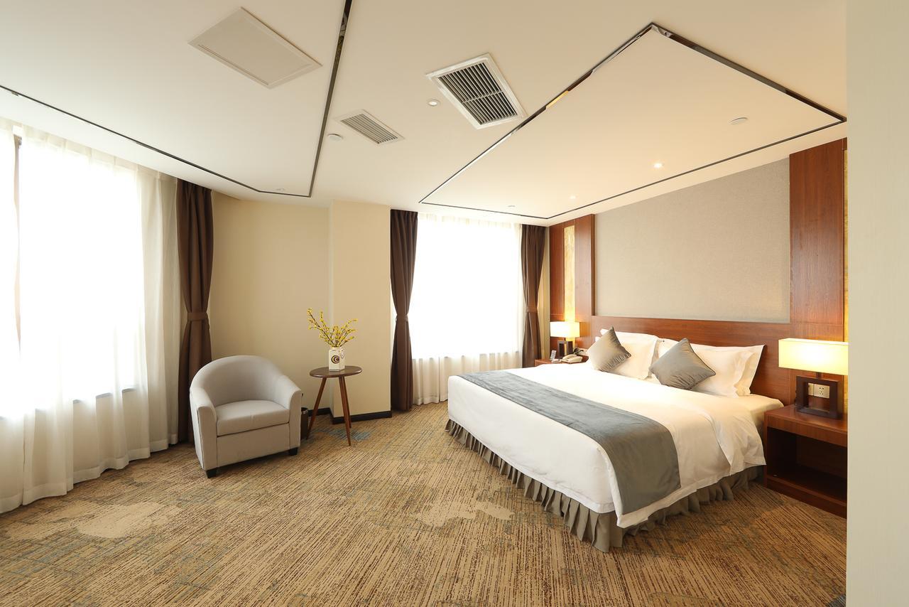Zhi Hui Tang Feng Ze Hotel Chengdu Extérieur photo