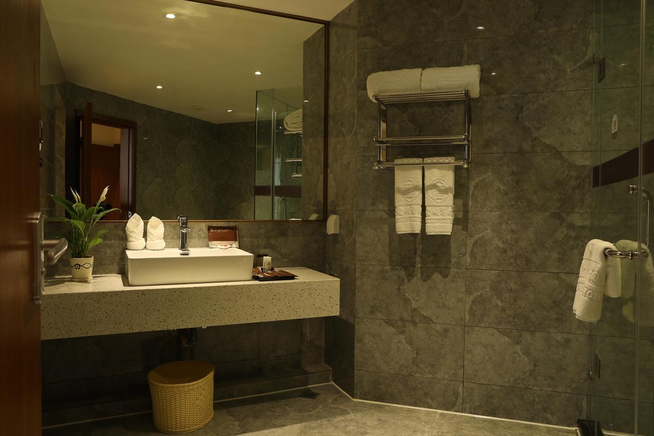 Zhi Hui Tang Feng Ze Hotel Chengdu Extérieur photo