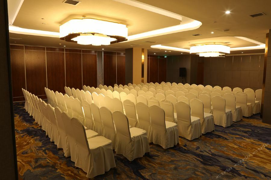 Zhi Hui Tang Feng Ze Hotel Chengdu Extérieur photo